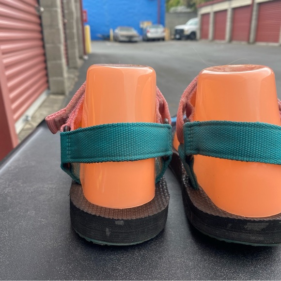 Women's Original Universal Teva a like Women’s Multi-Color Sandals Size 9.5 - Picture 7 of 13